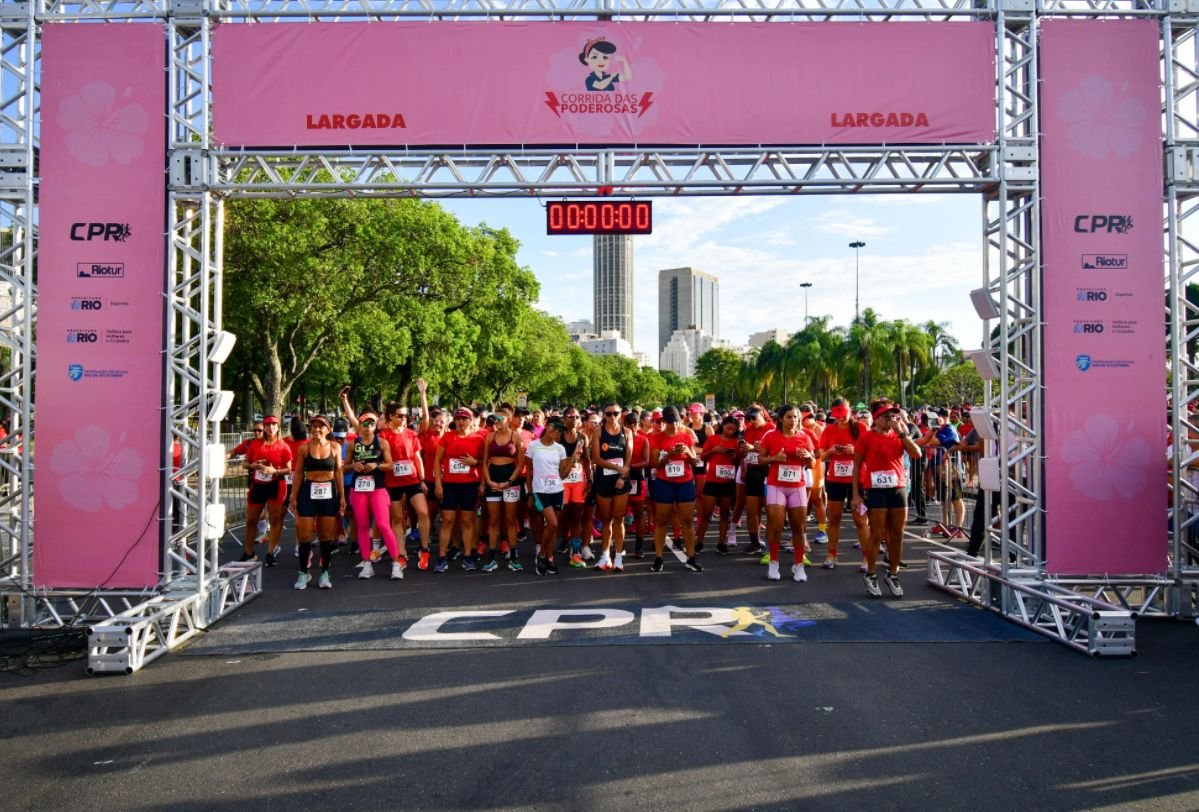 Circuito Poderosas 2025 reúne 10 mil mulheres no Aterro do Flamengo