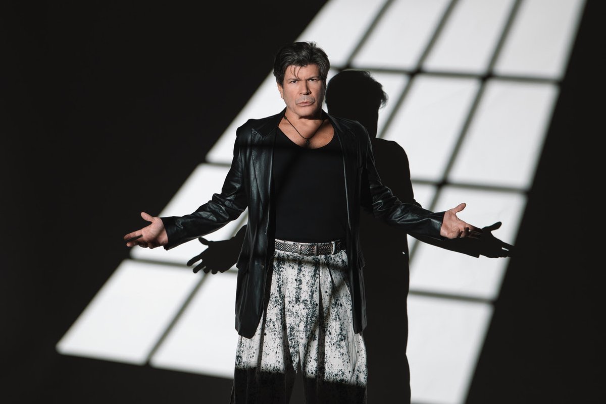 Paulo Ricardo celebra 40 anos com show XL em São Paulo