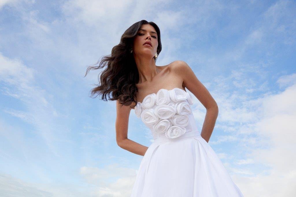 Agilità lança Alto Verão 26 com elegância contemporânea