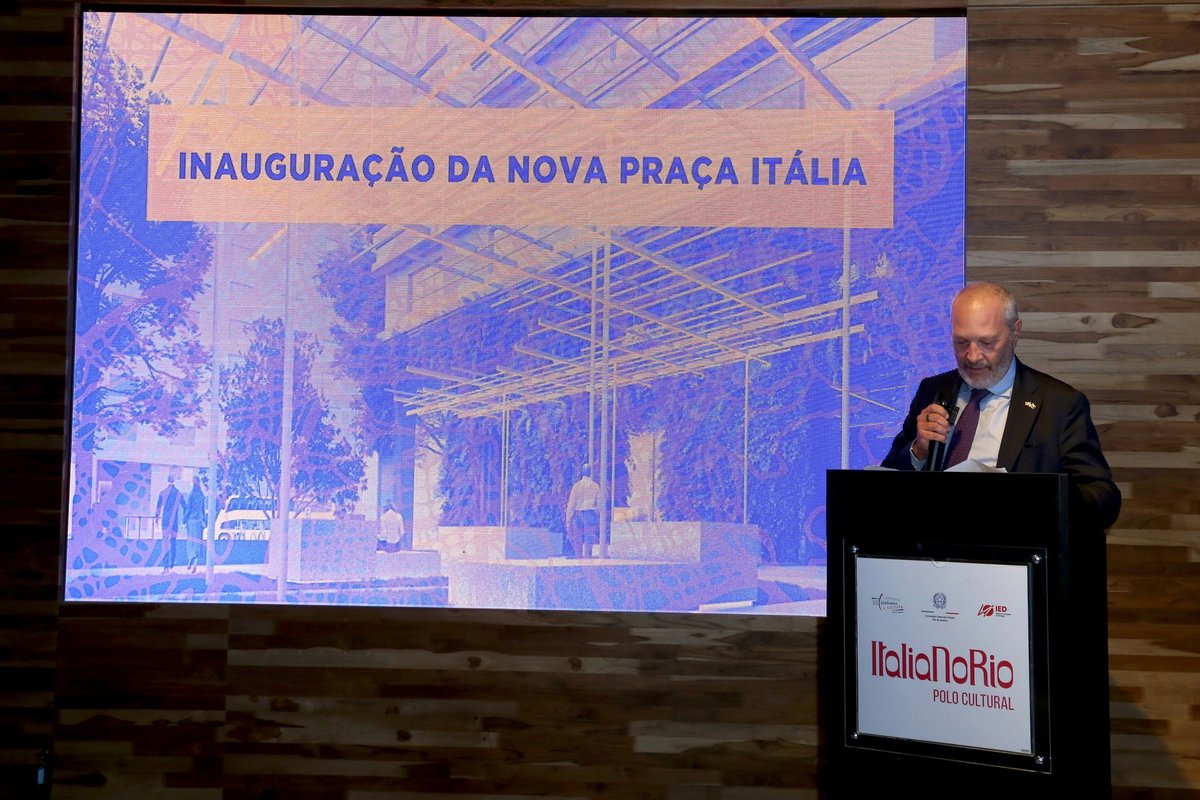 Consulado da Itália inaugura exposição e Praça Itália revitalizada no Rio