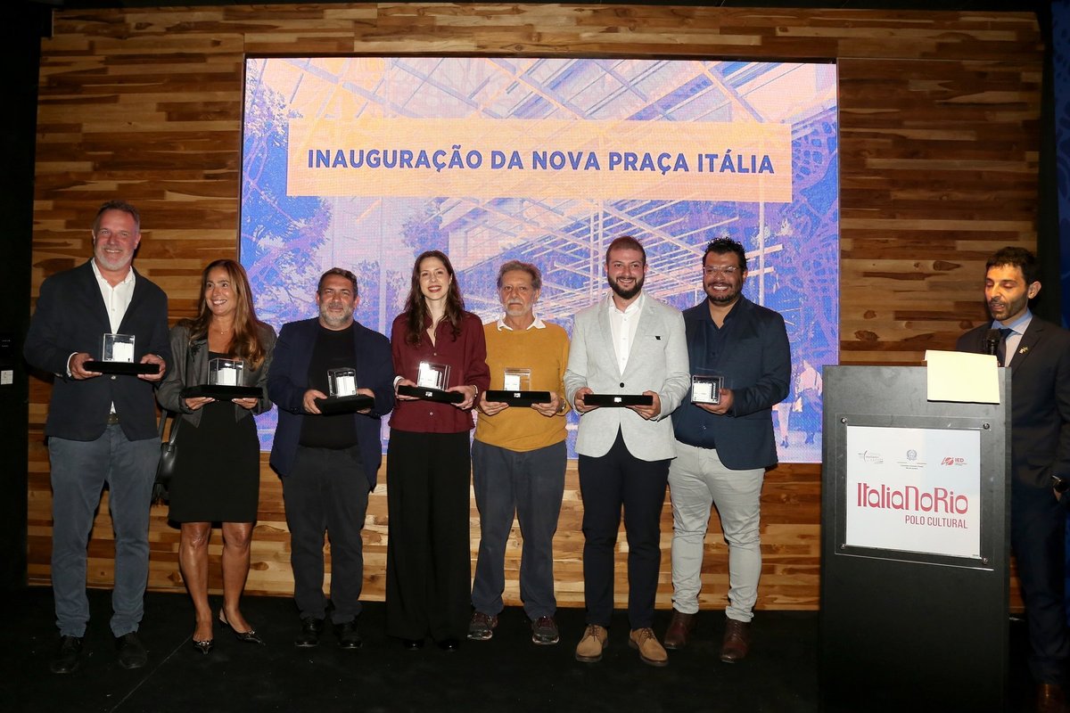 Consulado da Itália inaugura exposição e Praça Itália revitalizada no Rio