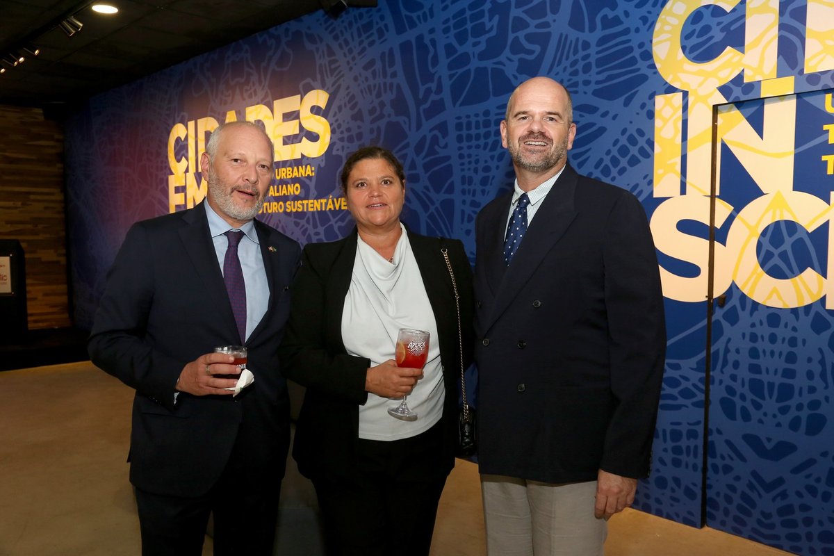 Consulado da Itália inaugura exposição e Praça Itália revitalizada no Rio