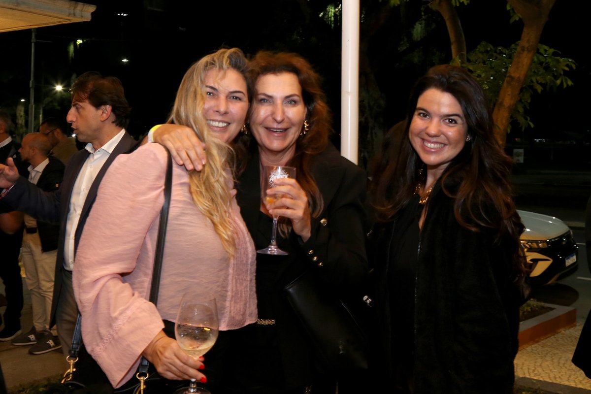 Consulado da Itália inaugura exposição e Praça Itália revitalizada no Rio