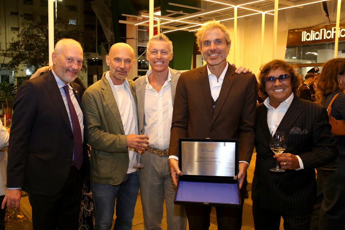 Consulado da Itália inaugura exposição e Praça Itália revitalizada no Rio