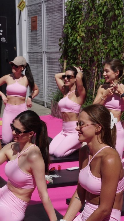 Quinoa Better Living celebra Outubro Rosa com brunch e treino