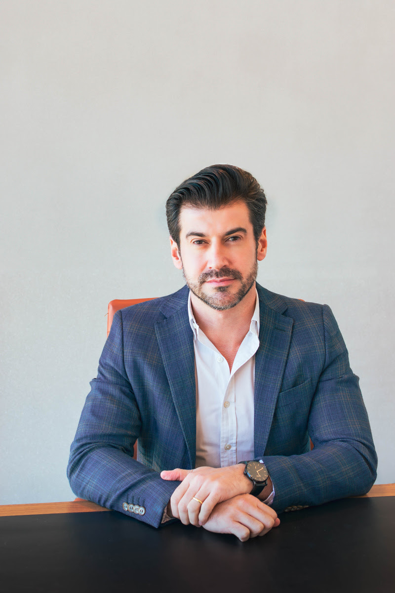 Creatina causa queda de cabelo? Entenda o que diz a ciência