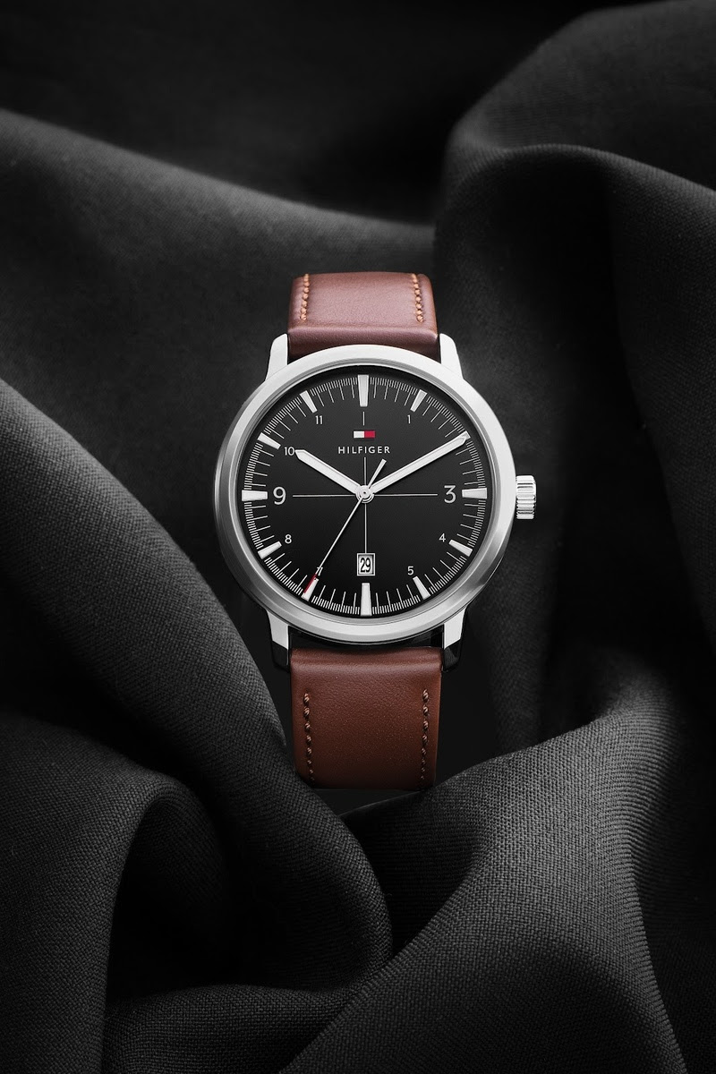 Vivara lança Black Friday com descontos de até 60% em relógios e acessórios