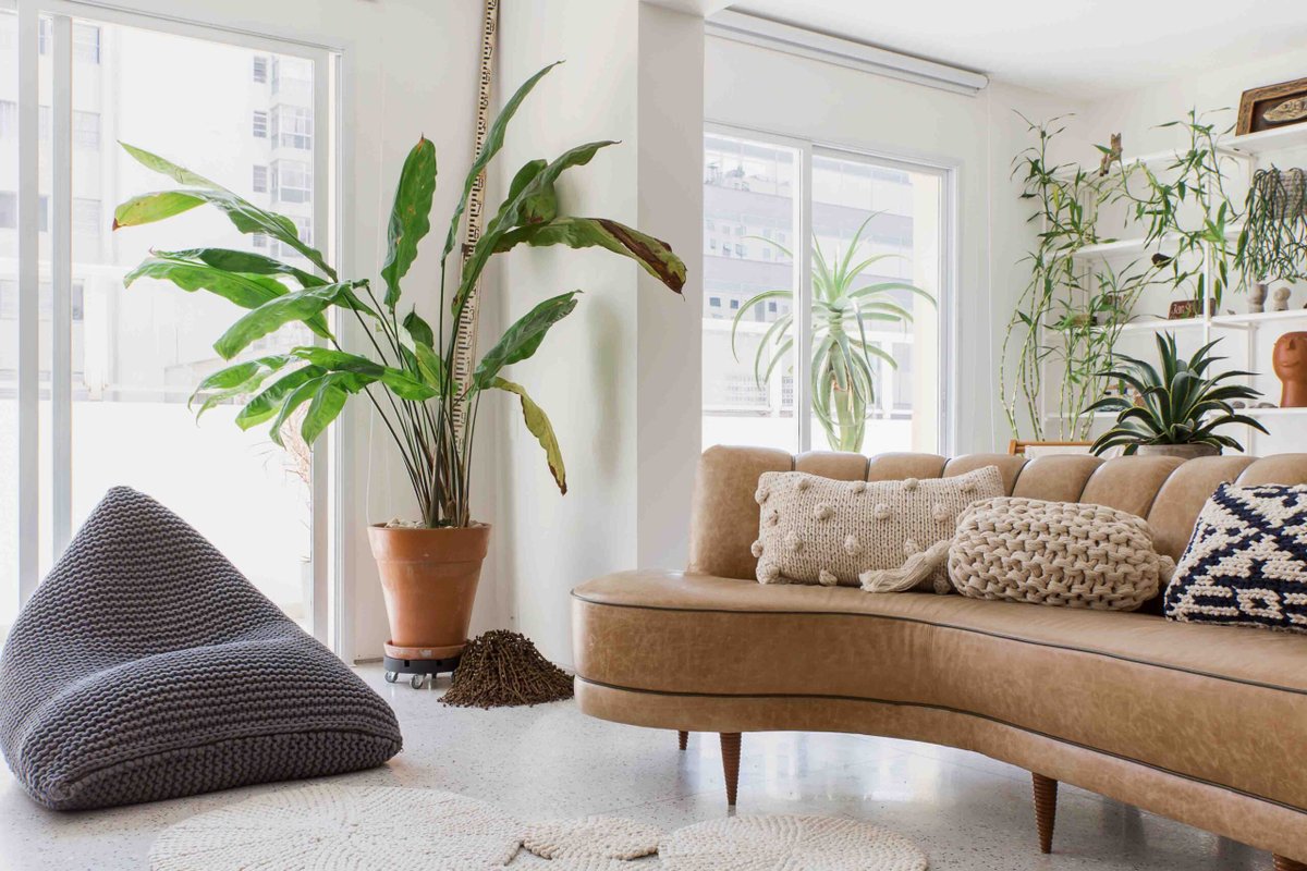 Srta. Galante estreia na Feira na Rosenbaum 2025