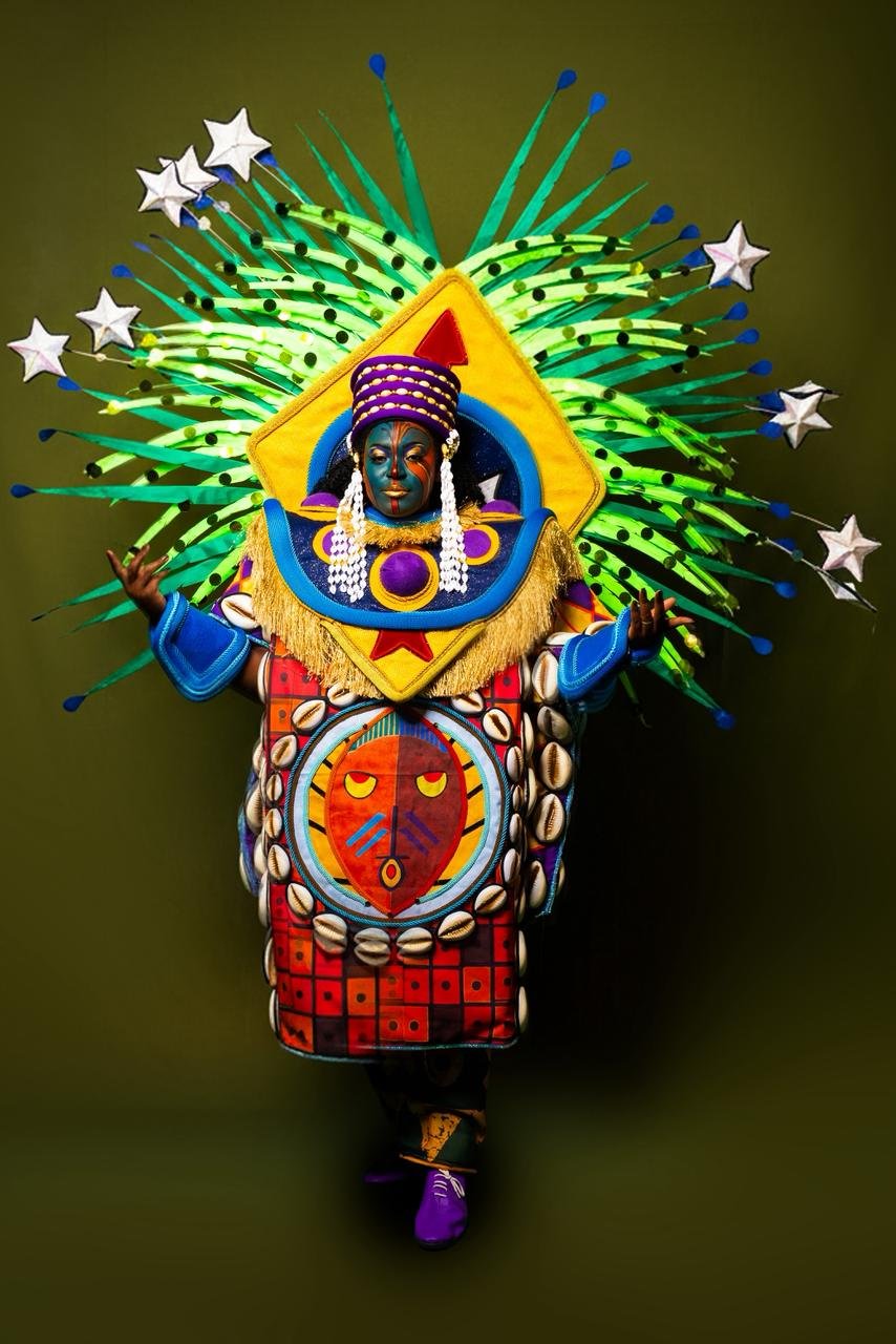 Império Serrano lança fantasia 'Dia de Kizomba' para 2026