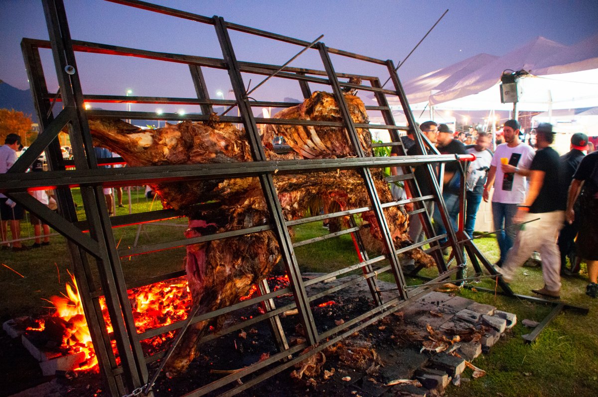 BBQ and Beer Festival realiza edição de 10h de open food no Rio