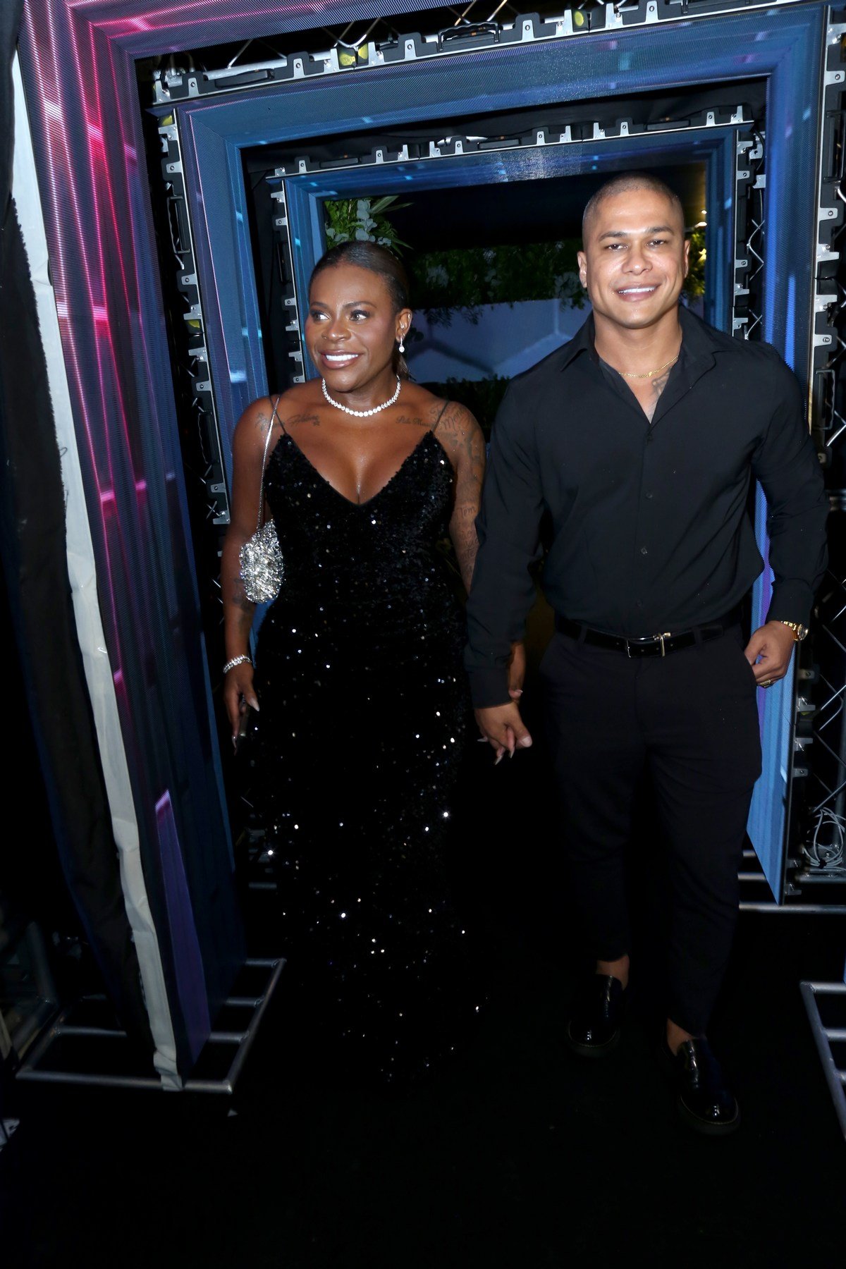 Gabriel Almeida Castro celebra 40 anos com festa elegante