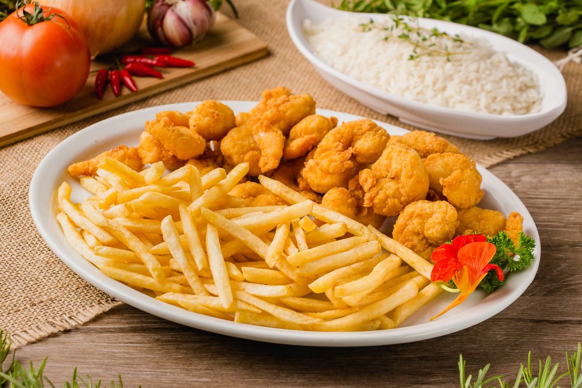 Lindacap oferece carregamento para carros elétricos em Coqueiros