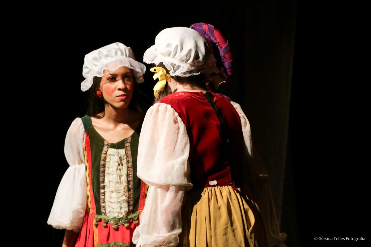 Cinderela encanta no Teatro Arthur Azevedo em Campo Grande