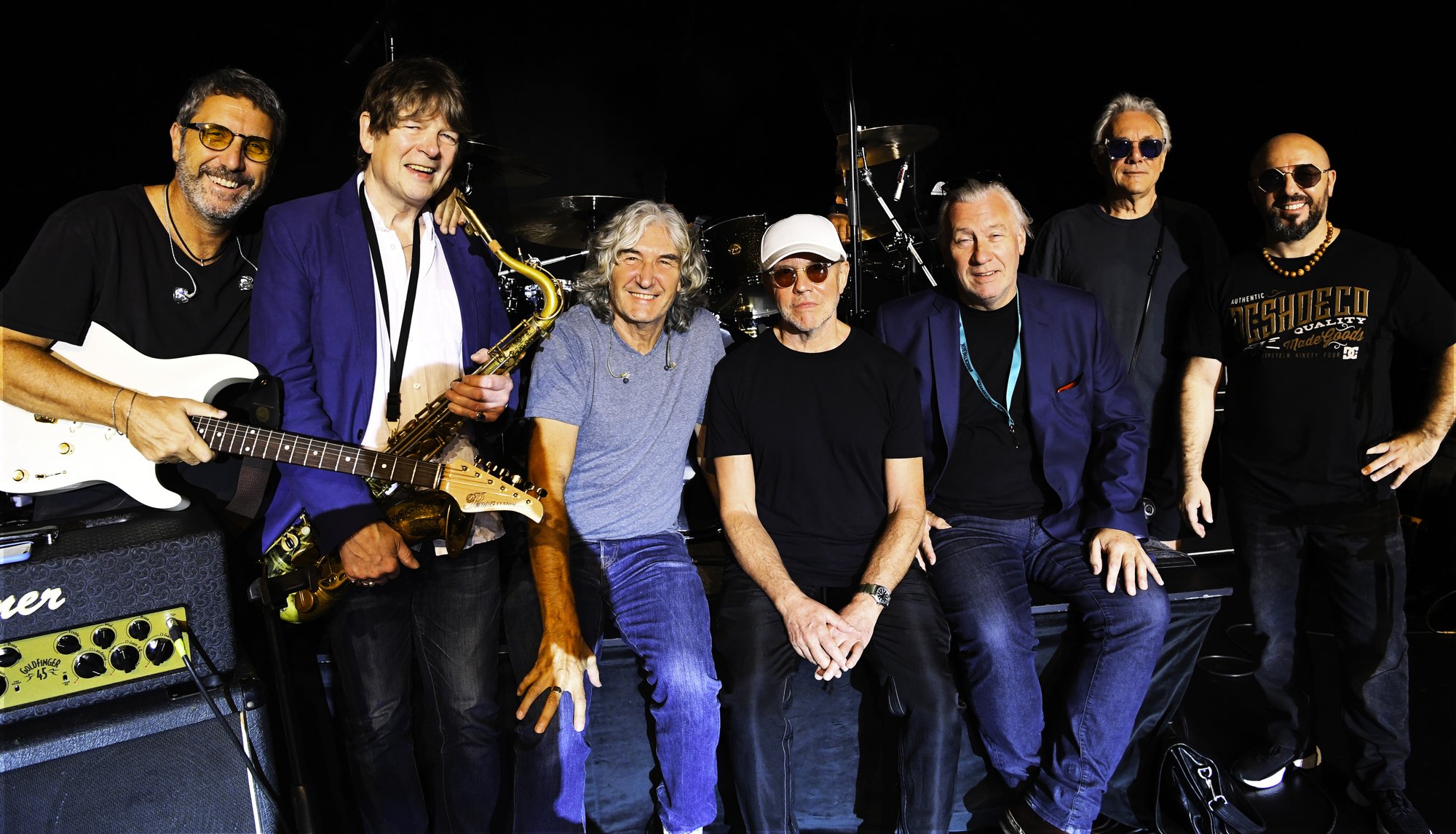 Dire Straits Legacy volta ao Rio com show nostálgico no Qualistage
