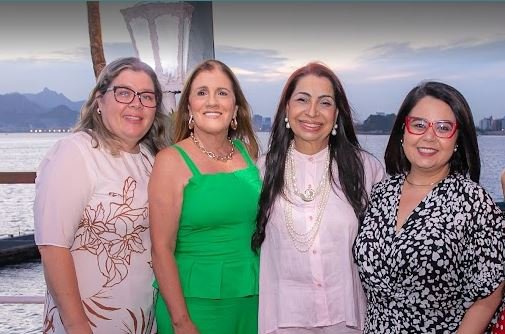 Happy Hour Solidário reúne 200 convidados em apoio ao HUAP