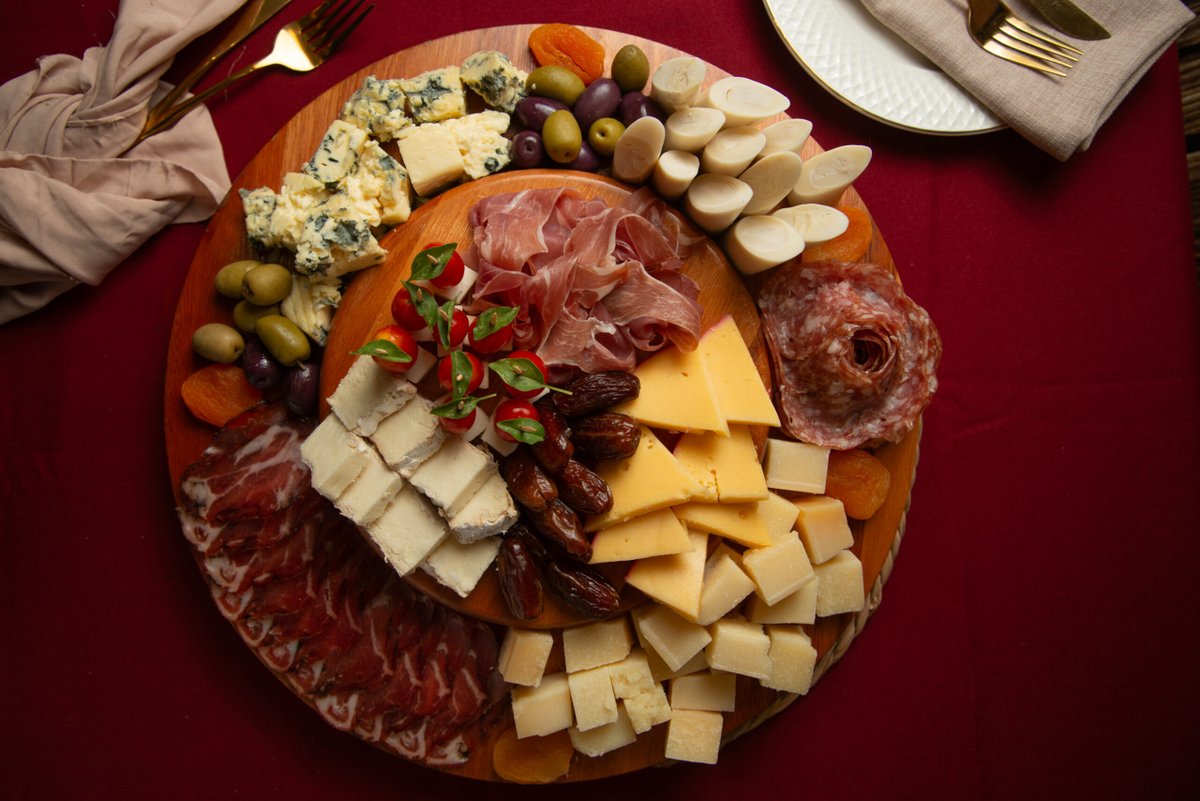 Ceias de Natal e Réveillon da Éclair Cafeteria prometem sabor e sofisticação