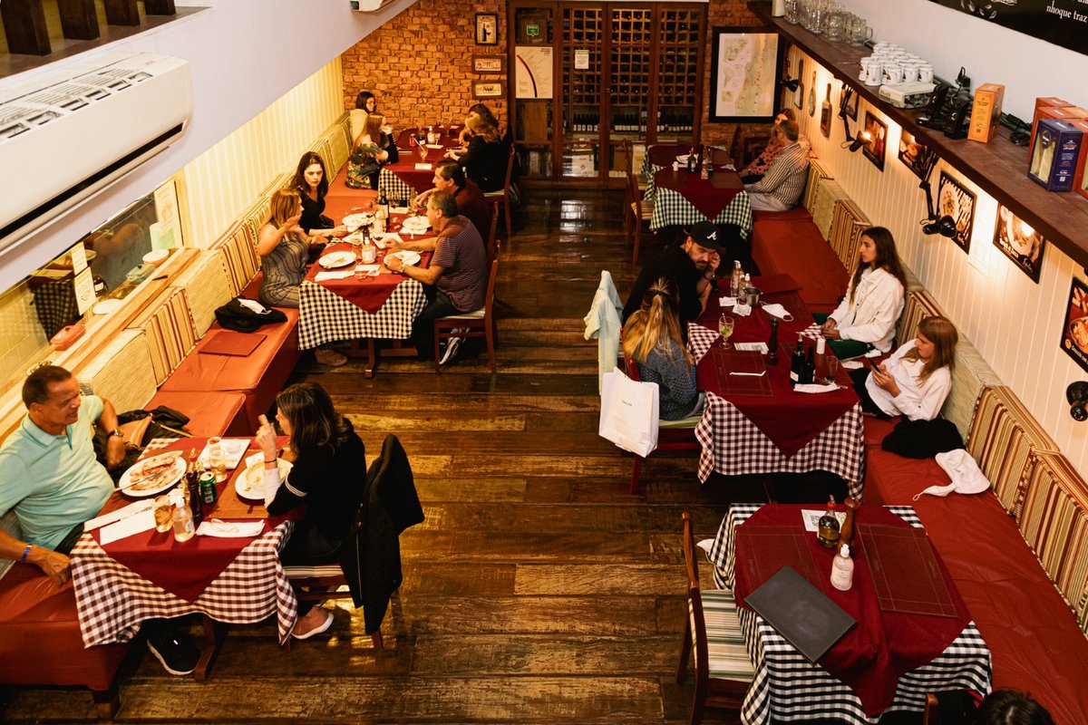 Restaurantes imperdíveis para aproveitar Búzios durante a semana