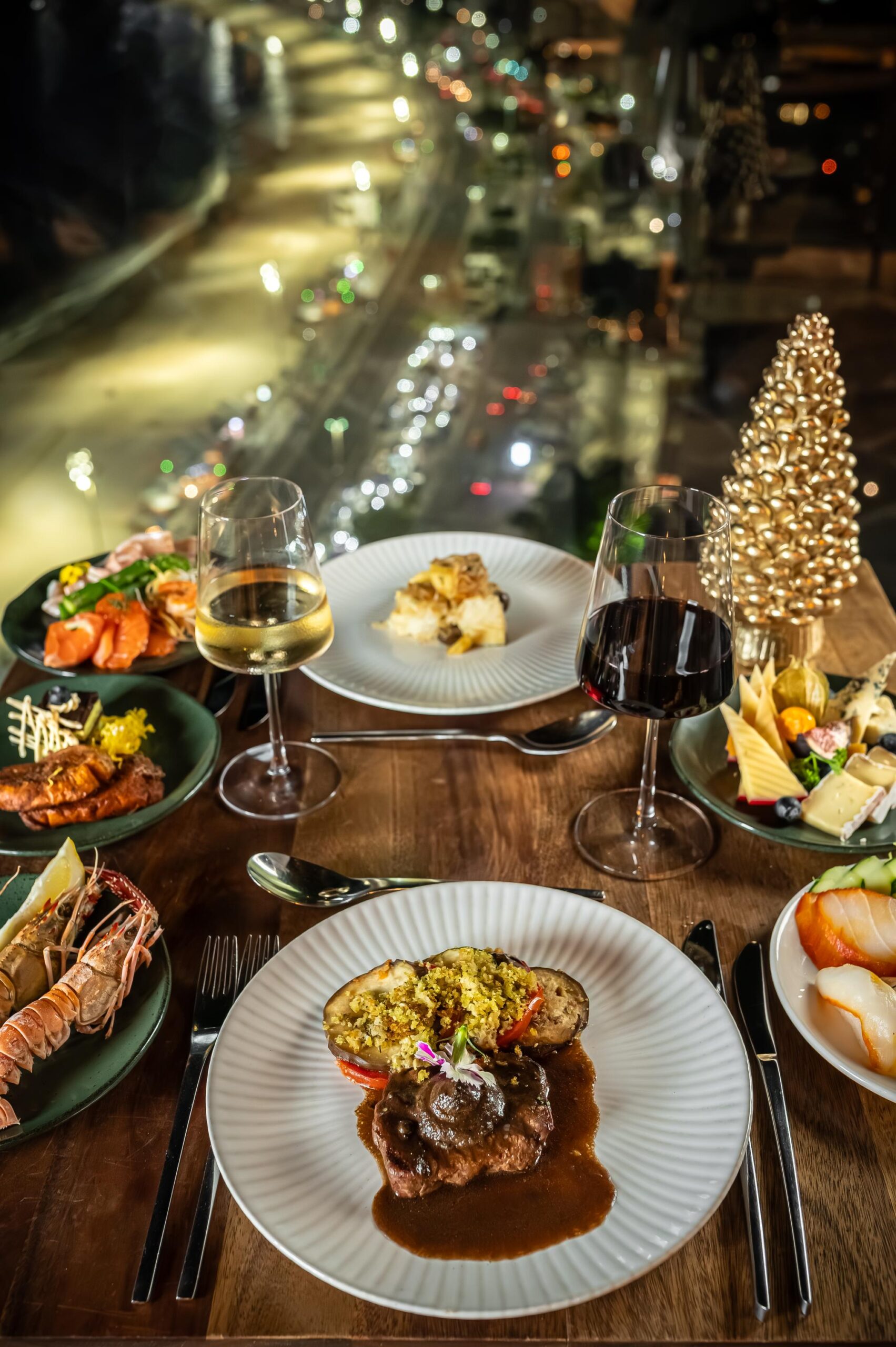 Skylab unveils full Christmas Eve dinner