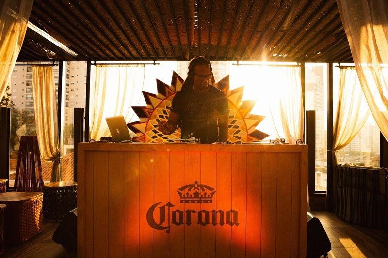 Corona celebra 100 anos com série de 100 eventos pelo Brasil