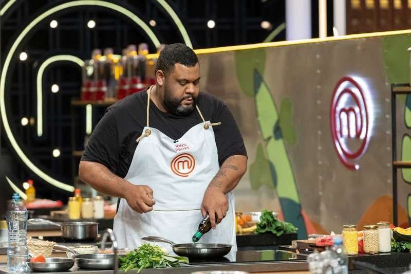 John Drops estreia no MasterChef Celebridades Brasil