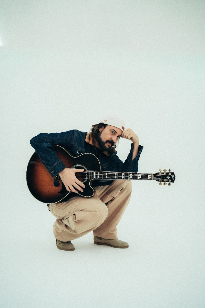 Gabriel O Pensador grava acústico e celebra 33 anos de carreira