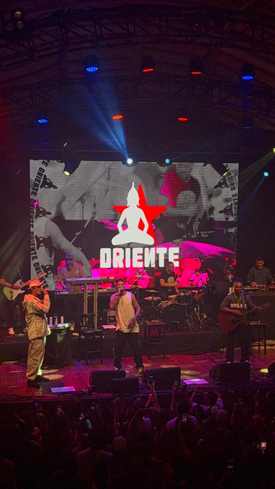 Dia do Músico inspira encontro emocionante entre Jamile Abboud e Banda Oriente