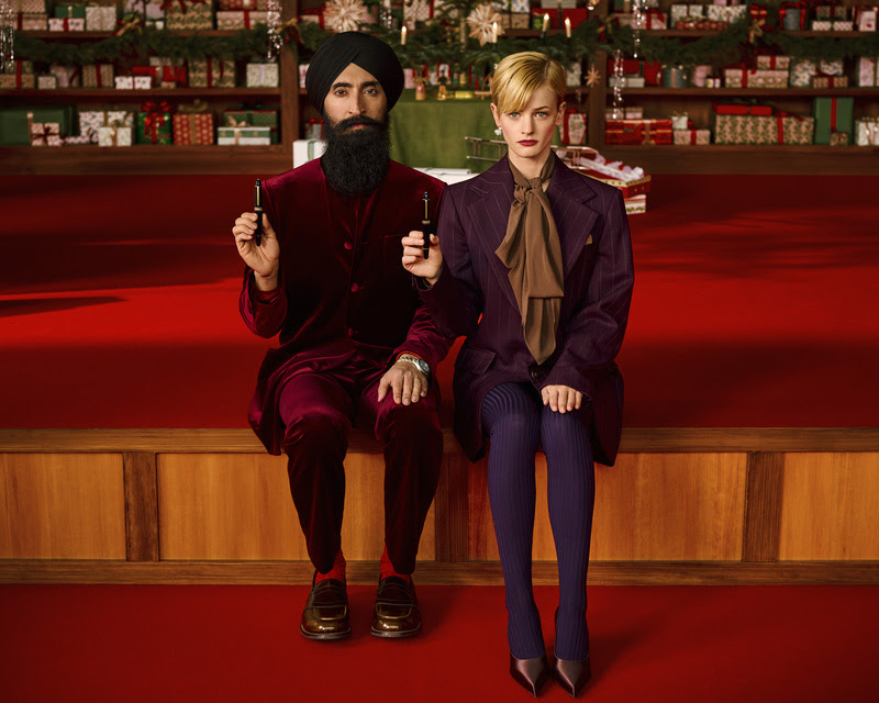 Montblanc apresenta Guia de Presentes de Natal e campanha Happy Holidays 2025