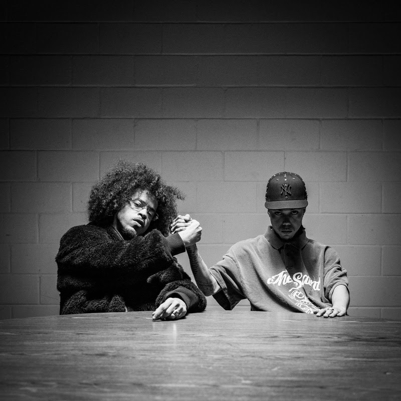 L7NNON e Sant lançam “É Preciso Coragem” e inauguram nova fase