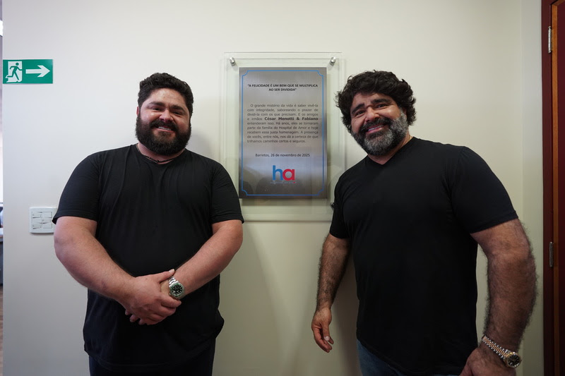 César Menotti & Fabiano são homenageados pelo Hospital de Amor
