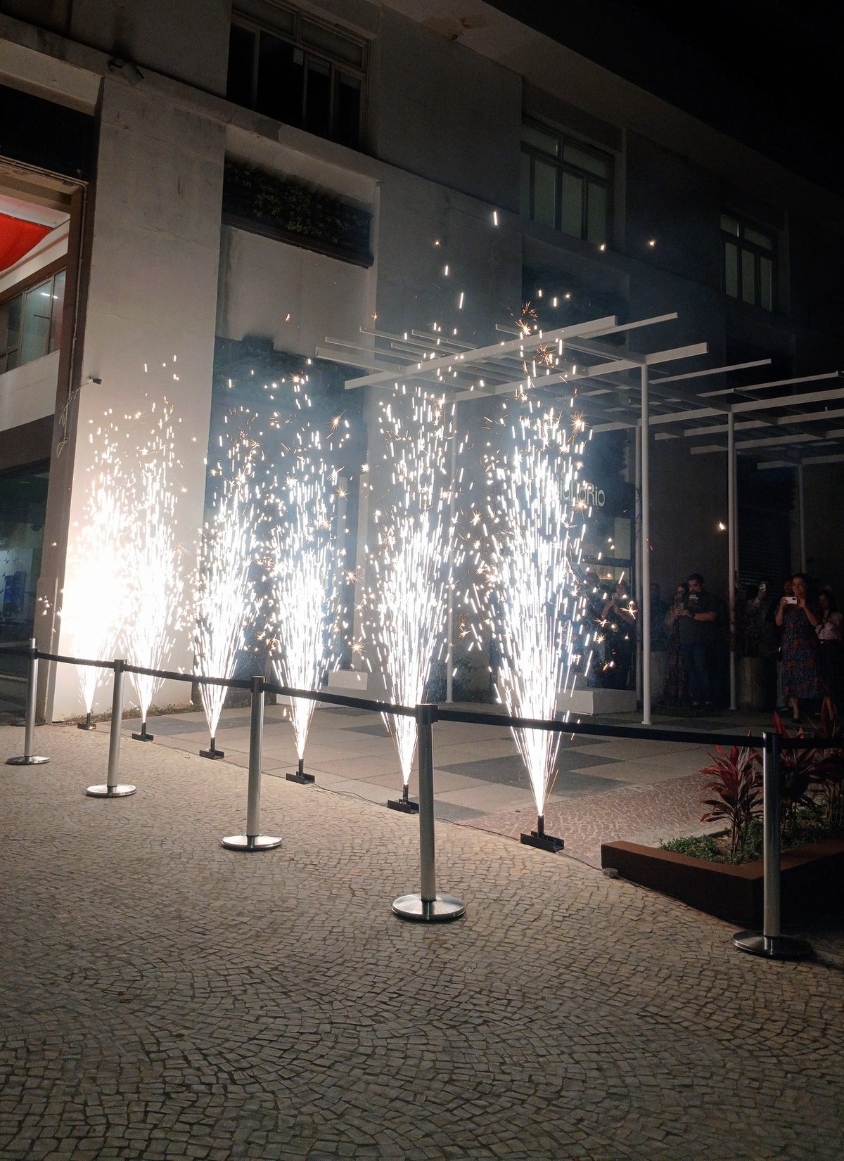 Mostra “Napoli Explosion” conecta Réveillon de Nápoles e Rio