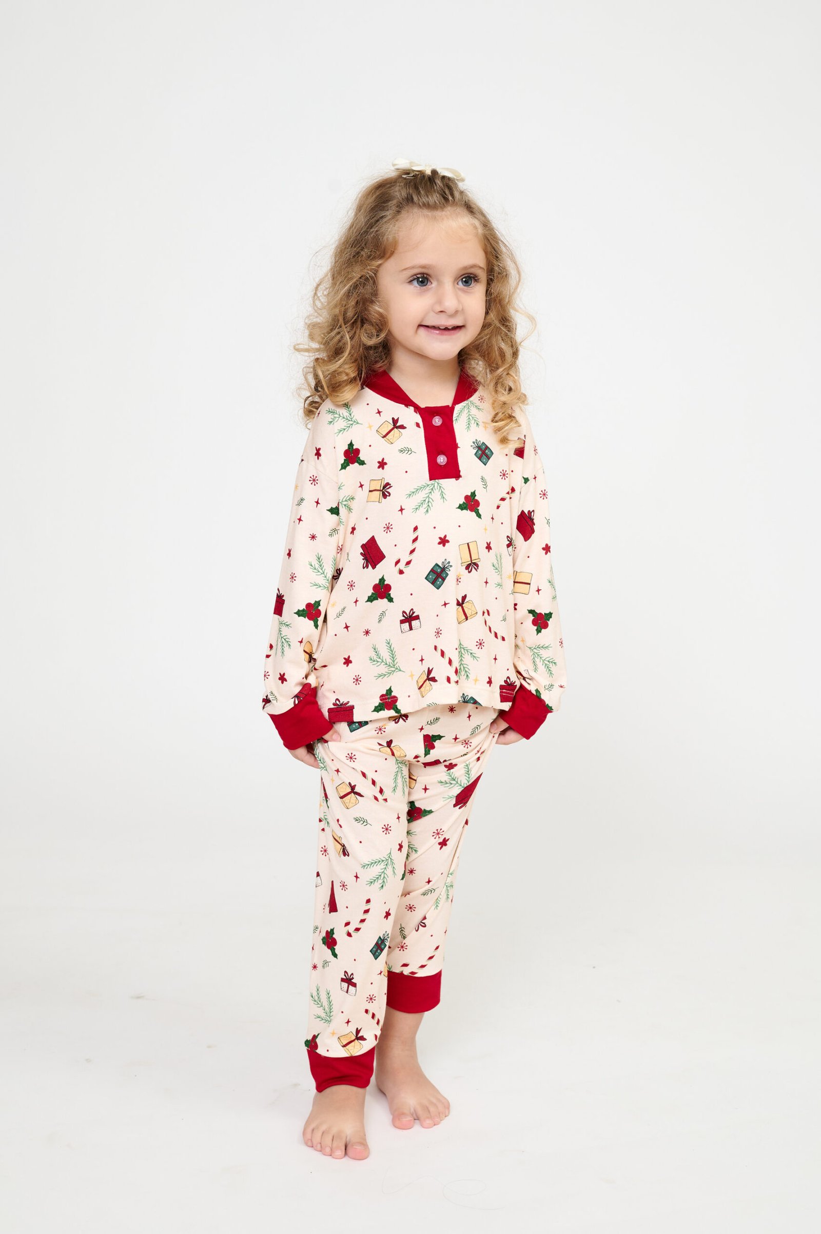 Monthal launches “Family Christmas” collection for 2025