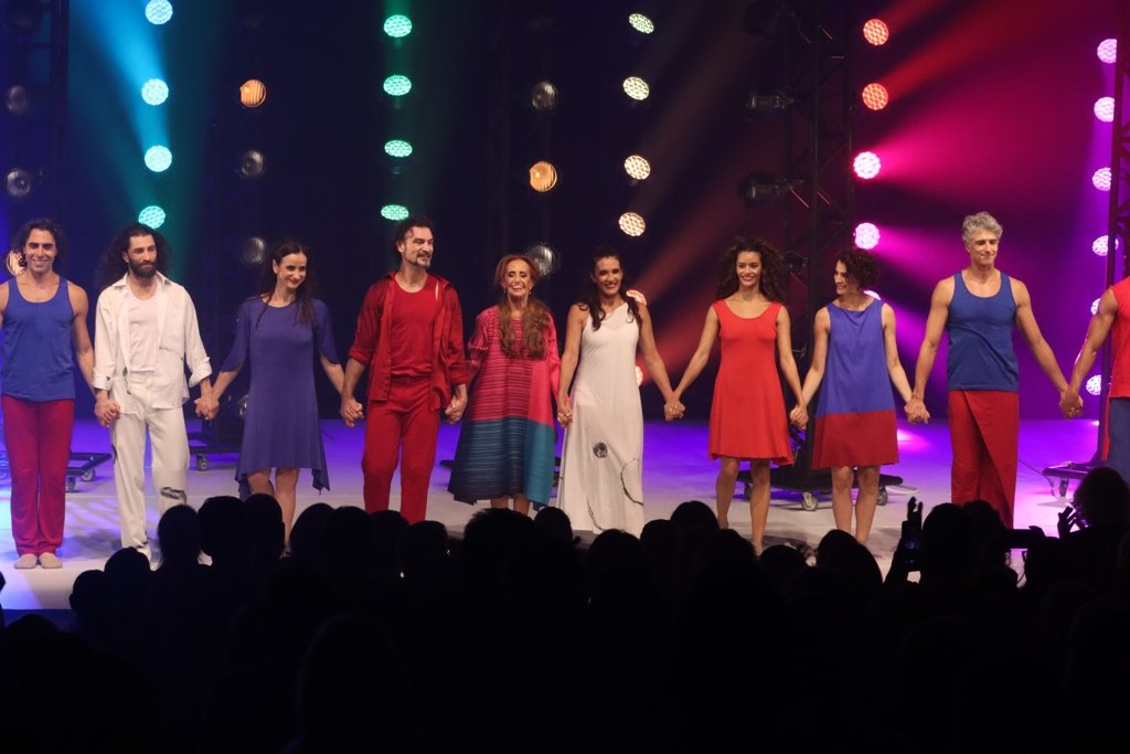 Espetáculo ‘Deixa eu Dançar’ celebra as muitas faces de Caetano Veloso no MASP