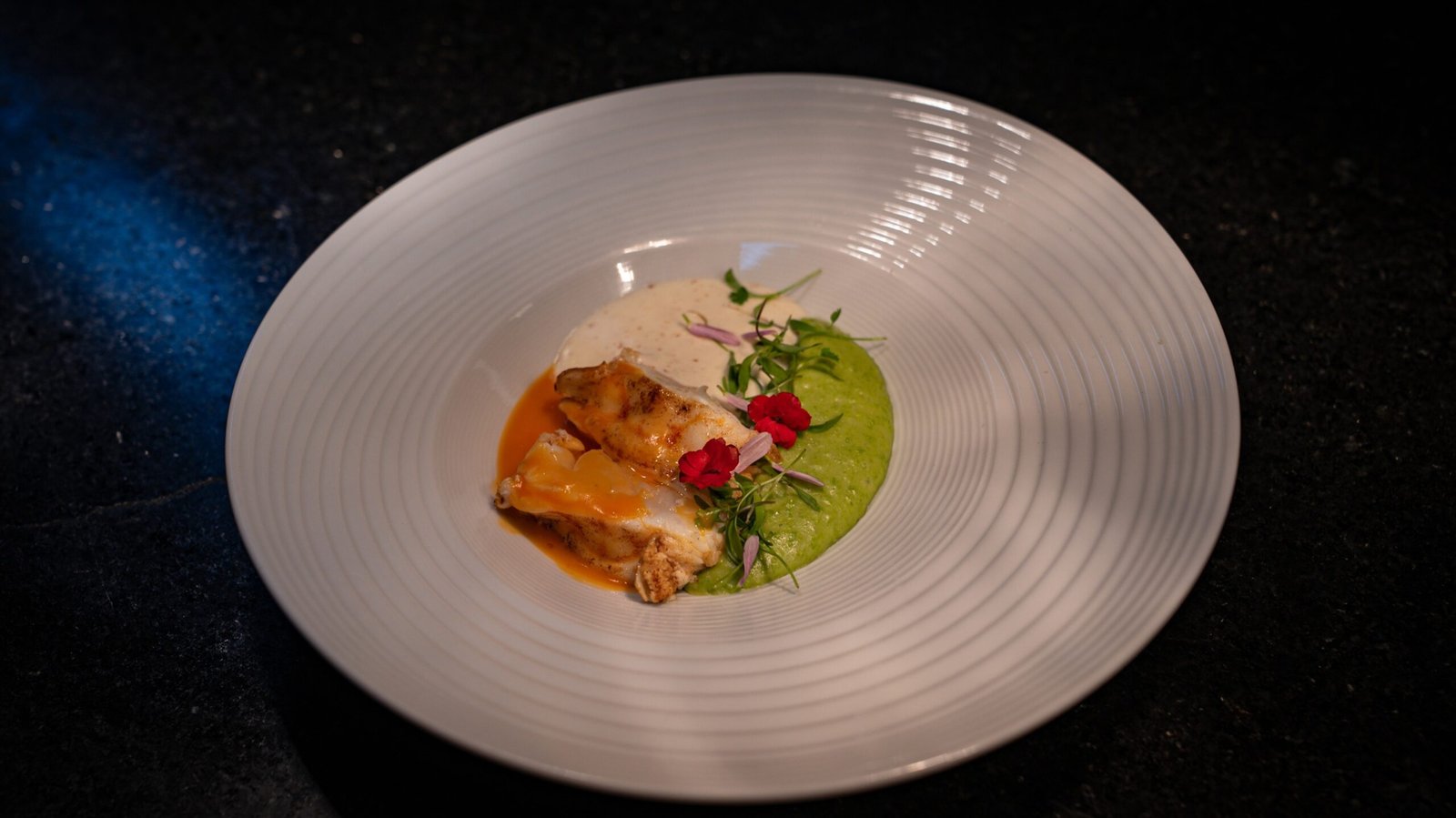 Christmas dinner in 8 courses at Signatures