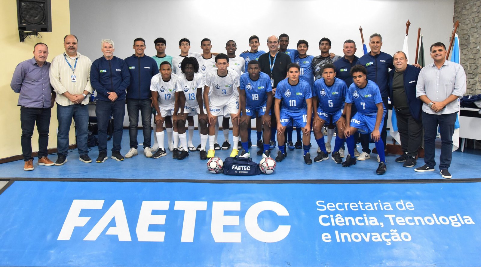Faetec students travel to Argentina for international football tournament