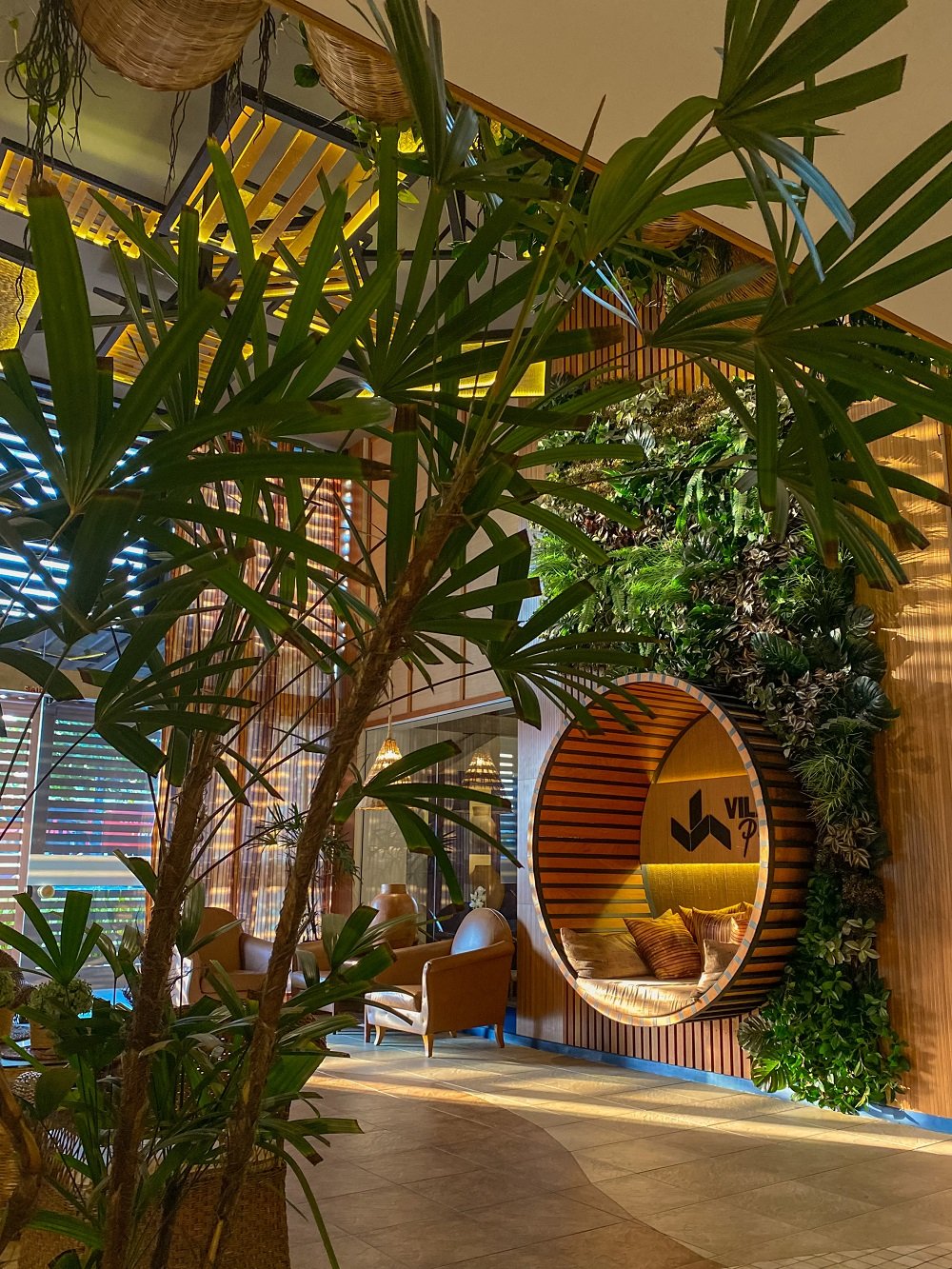 Hotéis Vilarejo abrem verão entre mar e serra