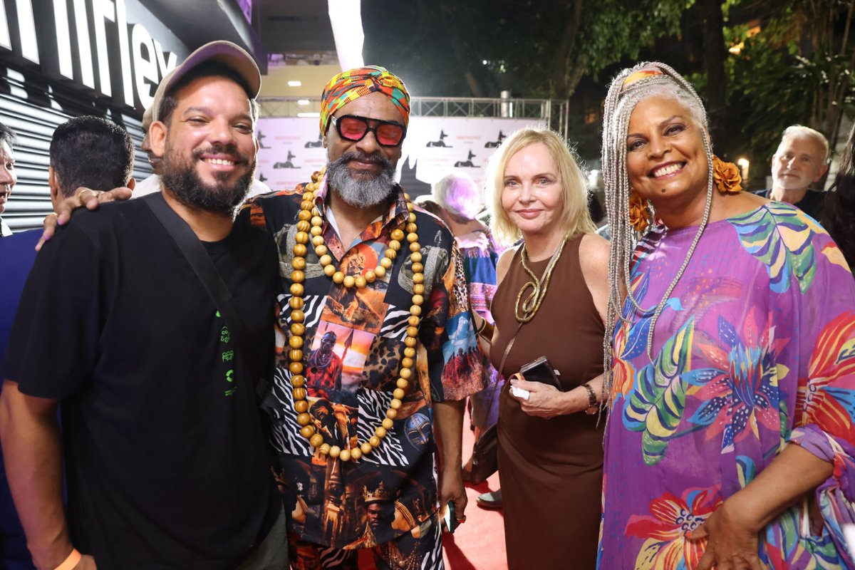 Festa da grife Hermes Inocencio agita Ipanema com verão 2026