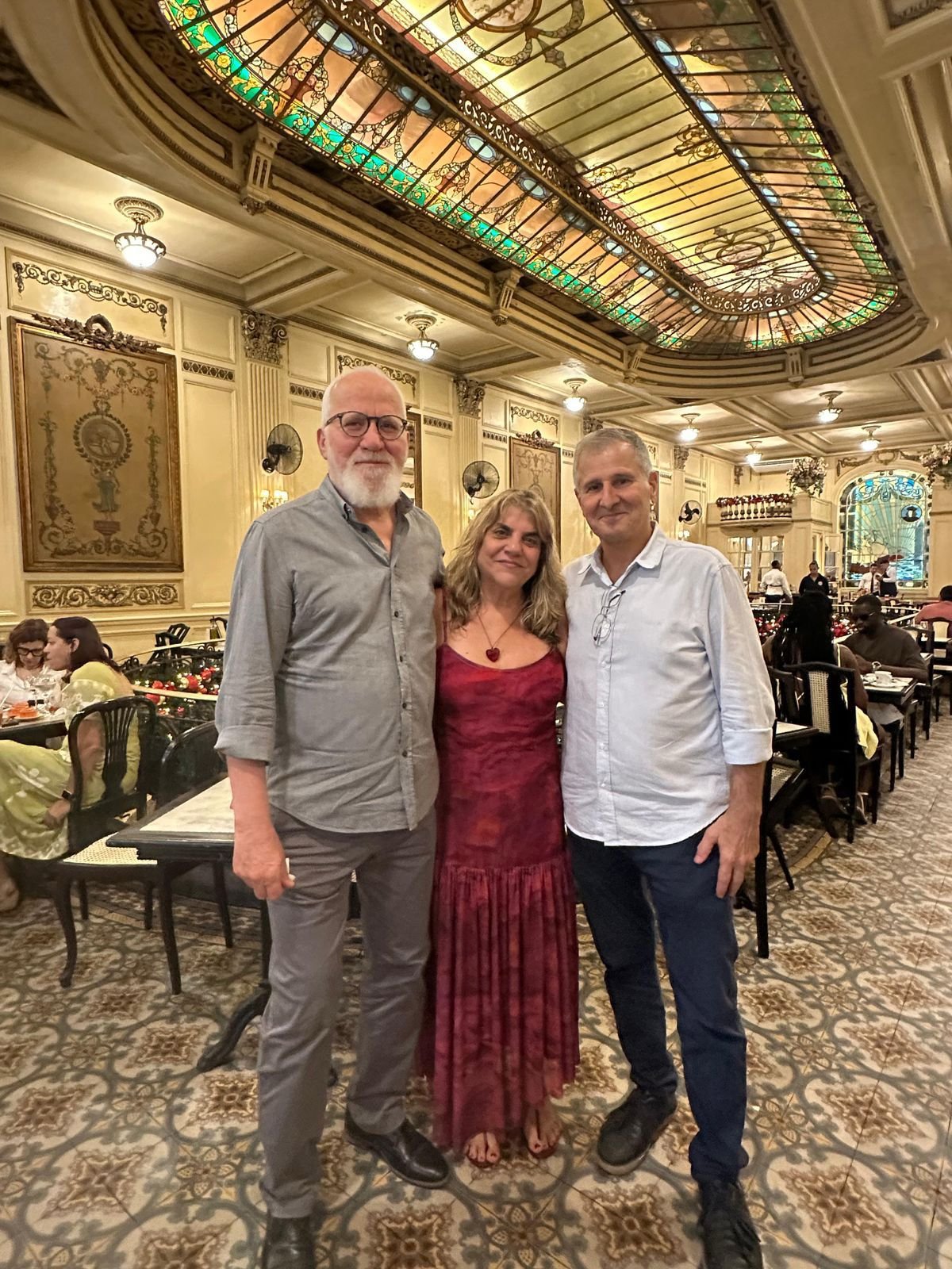 Del Bianco apresenta Memories em evento na Confeitaria Colombo