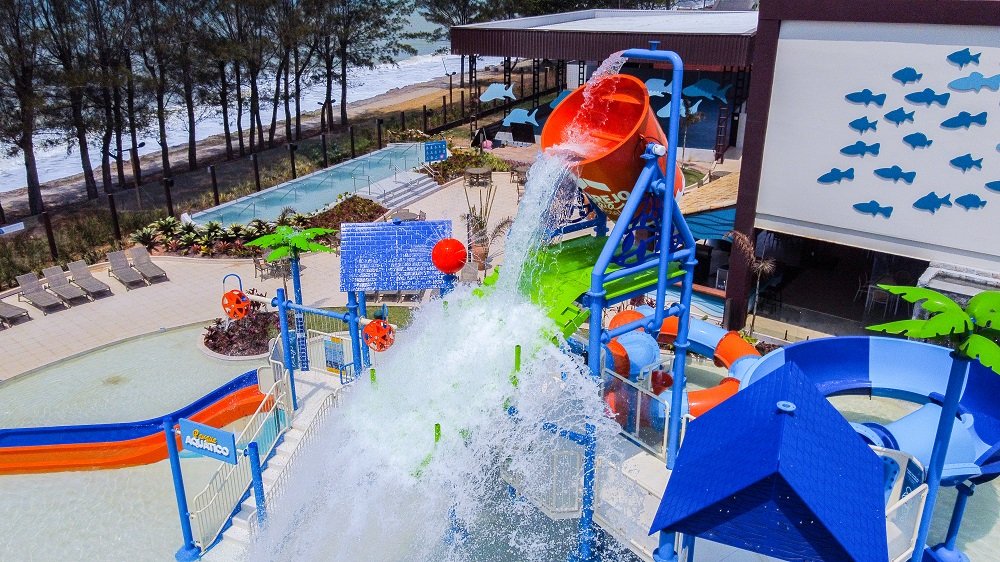 Hotéis Vilarejo abrem verão entre mar e serra