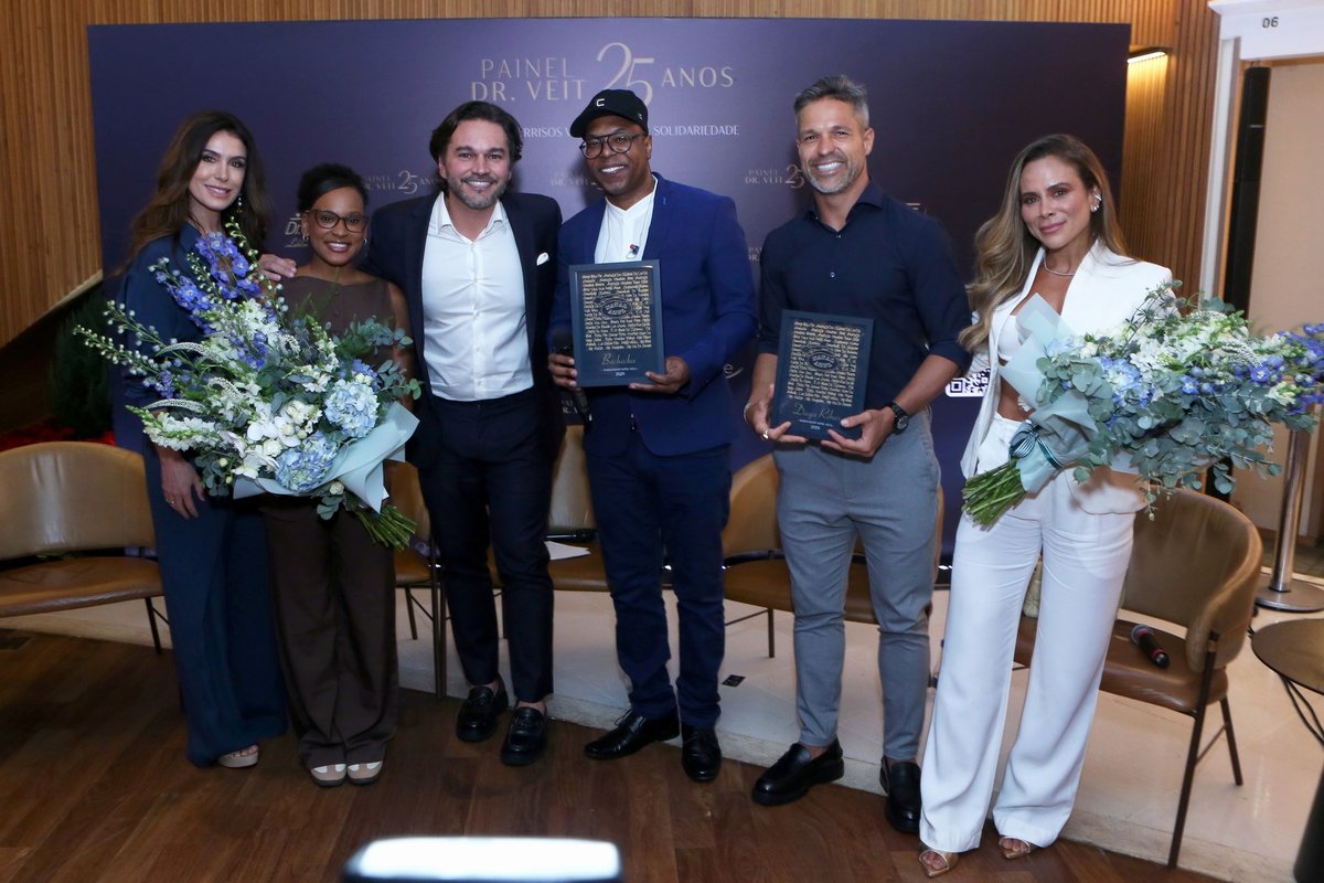 Estrelas celebram 25 anos da Dr. Veit no Leblon
