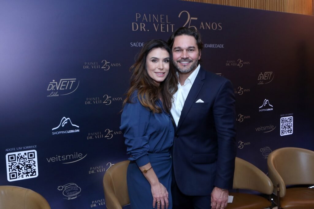 Estrelas celebram 25 anos da Dr. Veit no Leblon