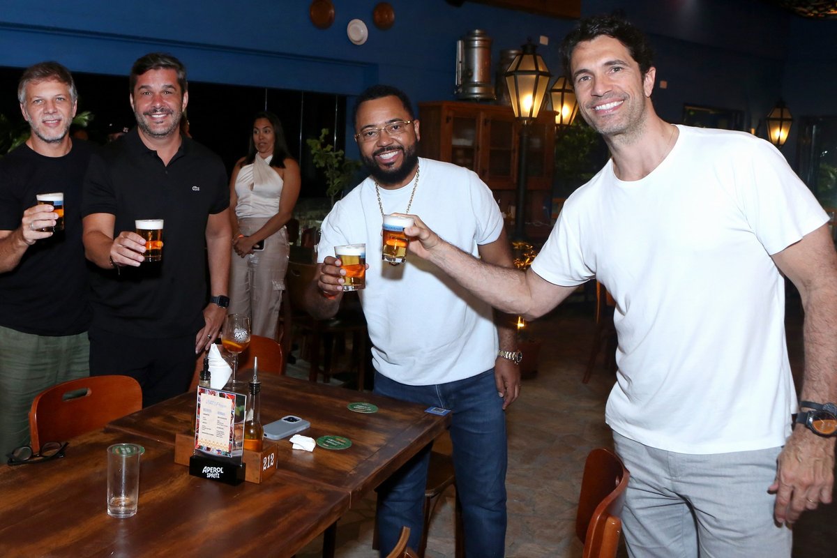 Boa Praça Ipanema inaugura rooftop com mural de arte urbana e show de Dudu Nobre