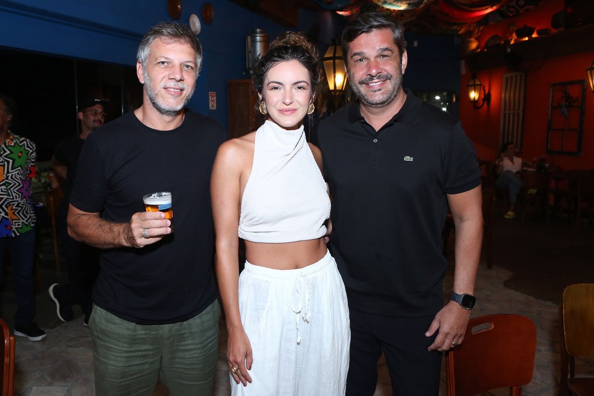 Boa Praça Ipanema inaugura rooftop com mural de arte urbana e show de Dudu Nobre