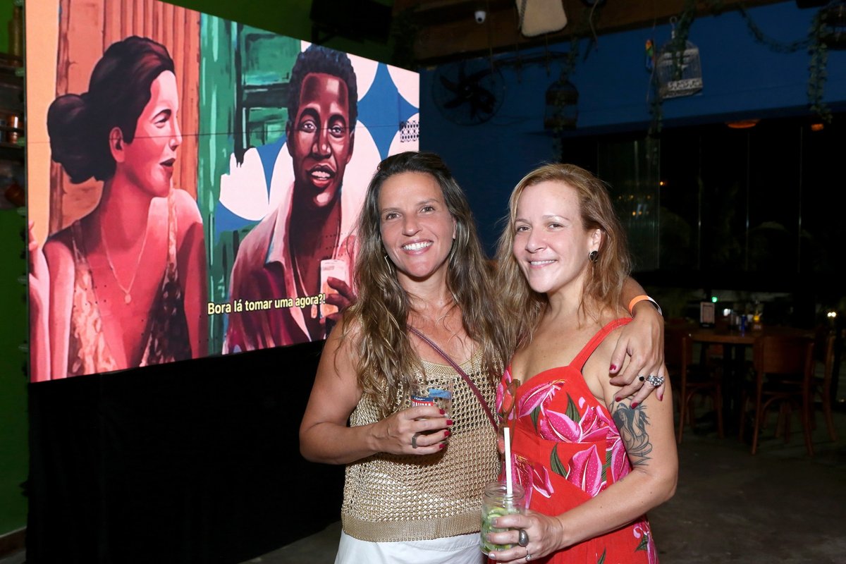 Boa Praça Ipanema inaugura rooftop com mural de arte urbana e show de Dudu Nobre