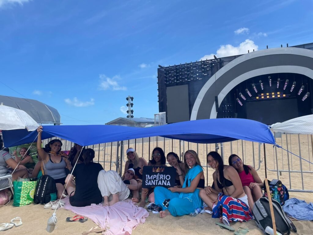 Fãs acampam na Praia de Iracema por Luan Santana no Réveillon