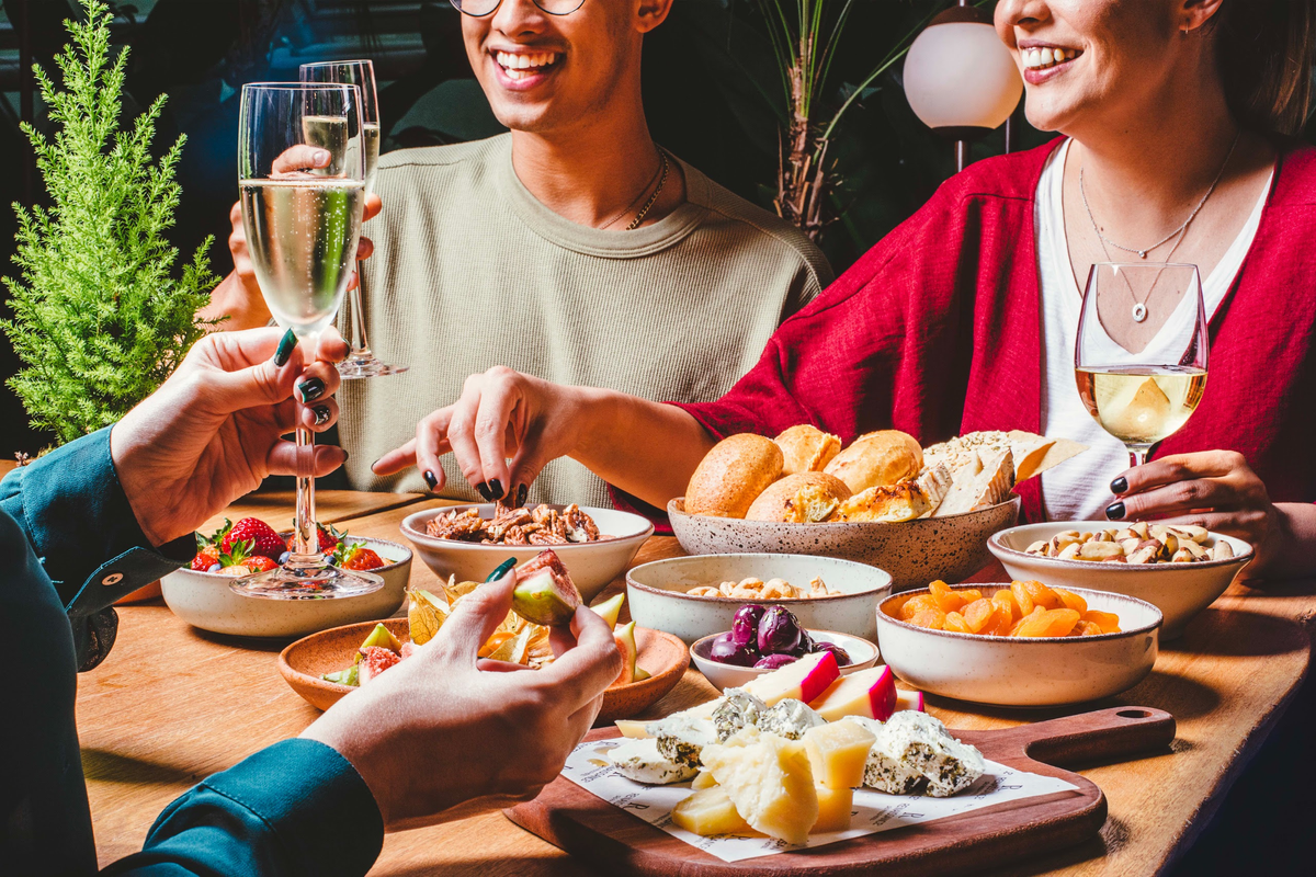 Hotéis Marriott no Brasil preparam ceias, festas e pacotes de fim de ano