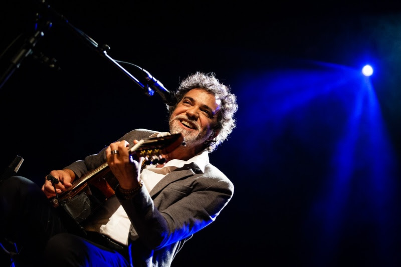 Casa Light hosts intimate Paulinho Moska concert in Rio