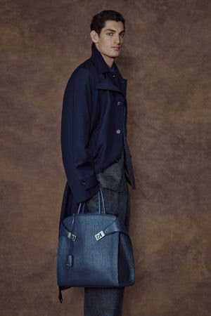 Ferragamo explora elegância náutica e caribenha no Pre-Fall 2026