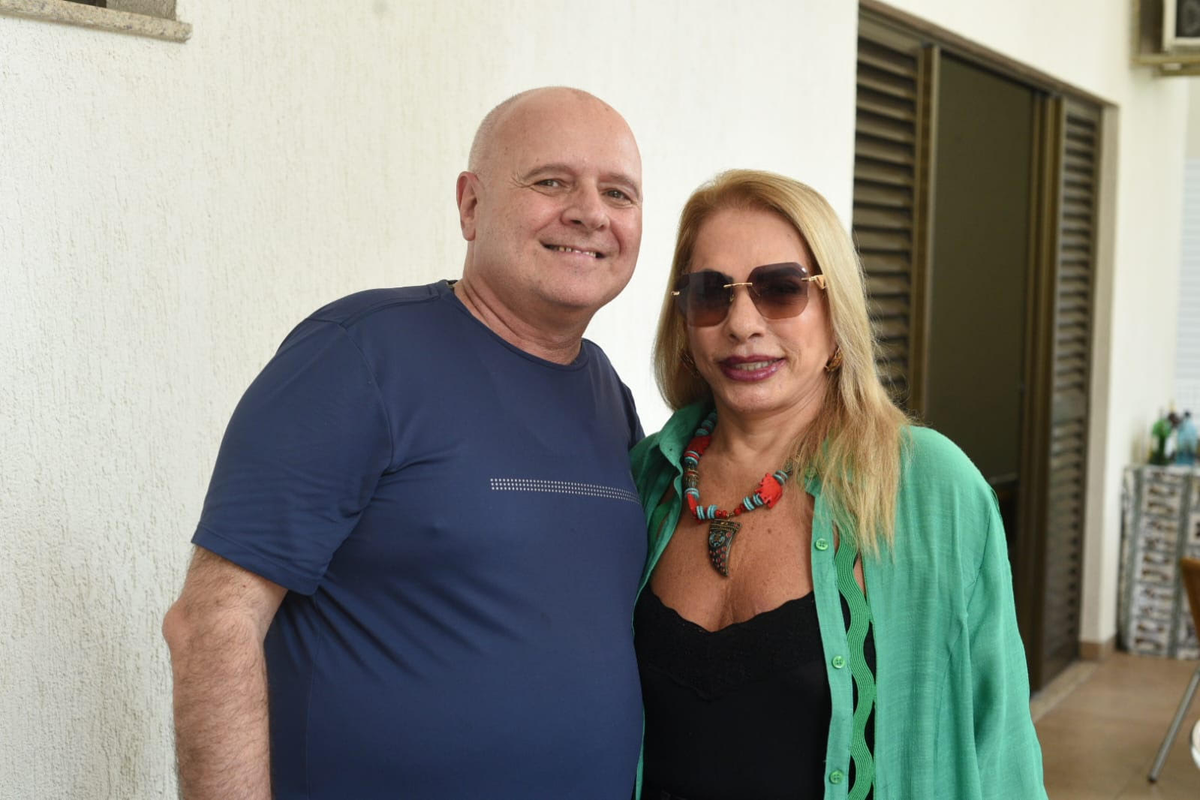 Bayard do Coutto Boiteux celebra 66 anos com pocket show