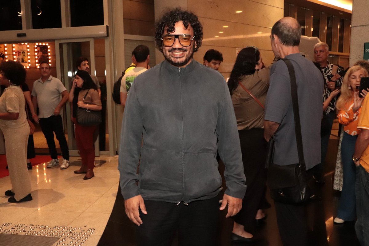 Luana Piovani volta ao teatro com “Cantos da Lua”