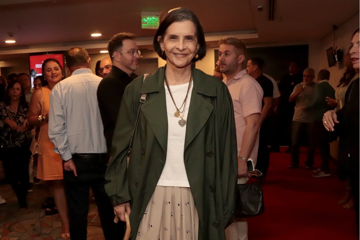 Luana Piovani volta ao teatro com “Cantos da Lua”